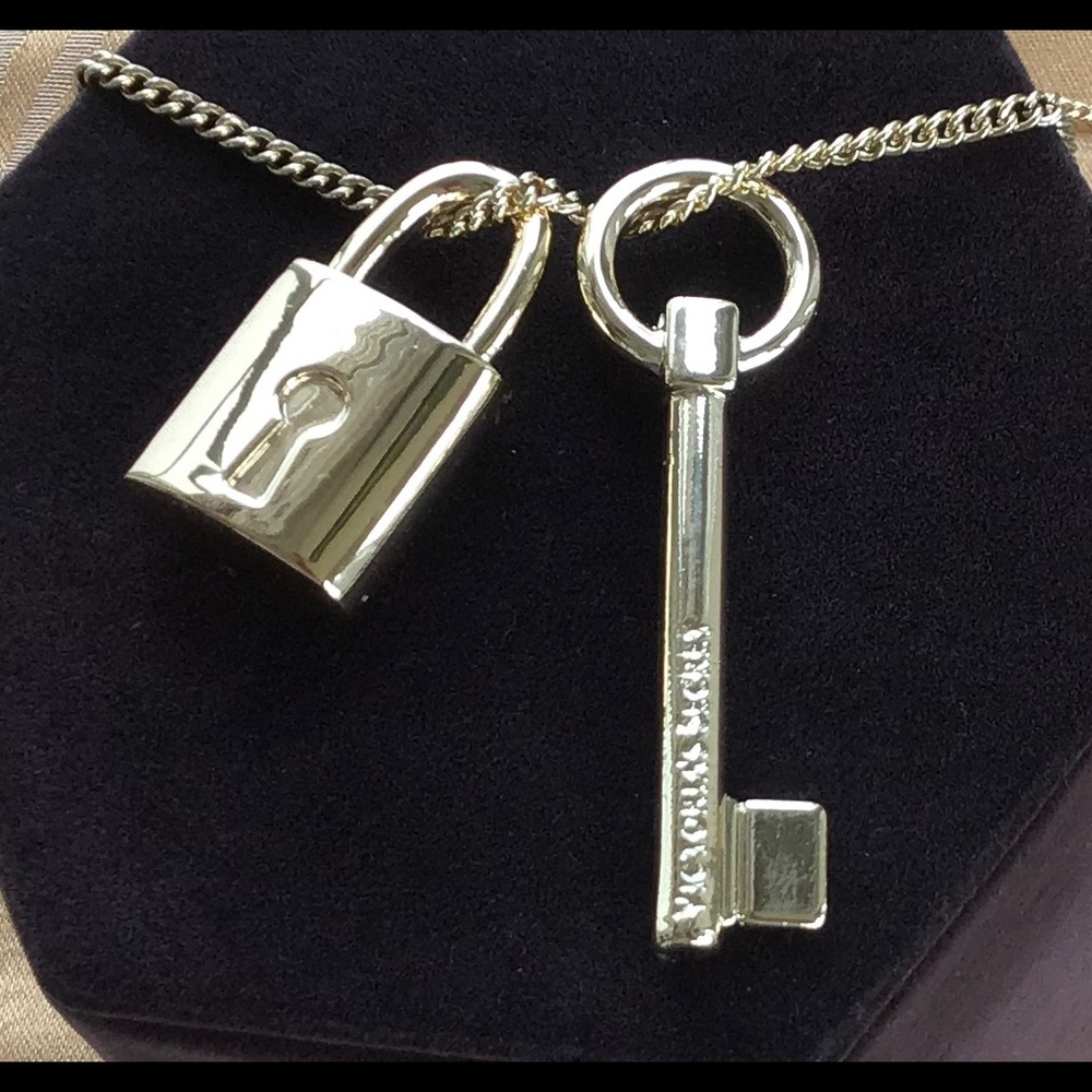 Victoria’s Secret Key, Padlock Pendant Necklace